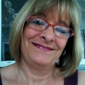 Meet your Posher, Justine